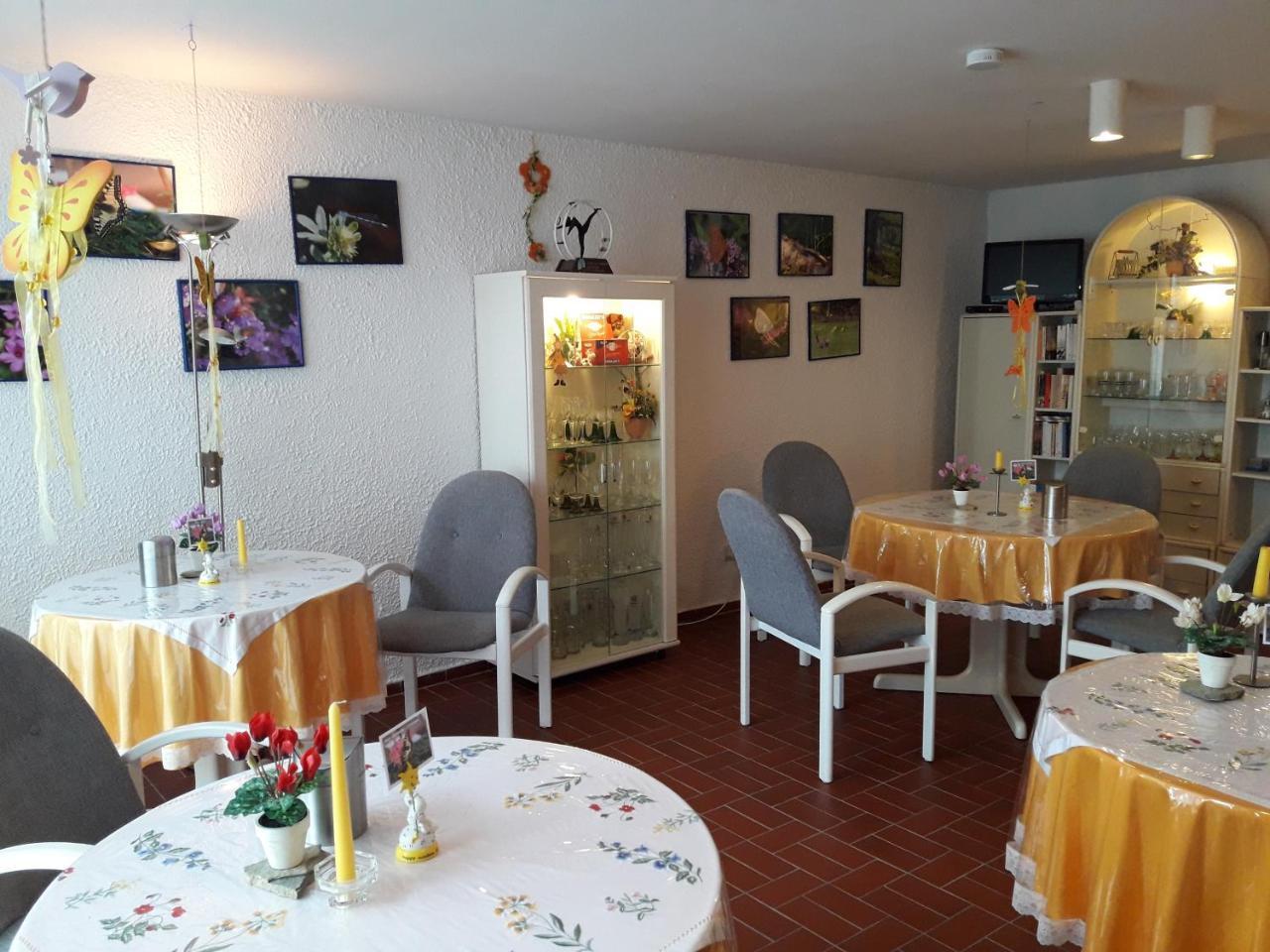 Gaestehaus Hochrhoenblick Schönau an der Brend Extérieur photo